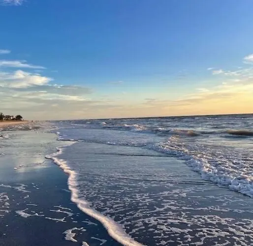 Beachfront Chalet Indian Rocks Clearwater Beach